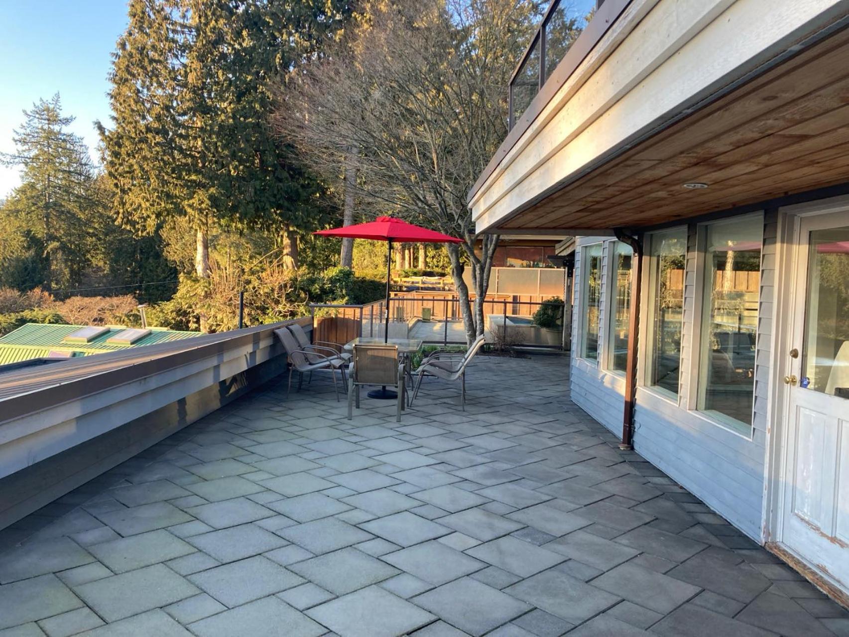 Cypress: Private Bedroom/Bathroom/Office, With Shared Pool, Hot Tub North Vancouver Exterior foto